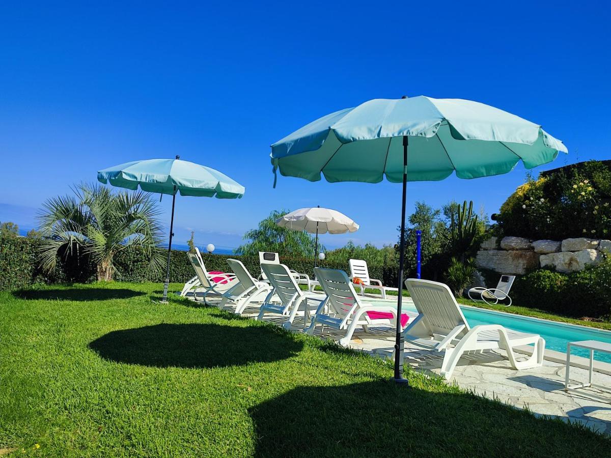 Casa Del Poggio Barone - Limone Villa Rodi Bagian luar foto